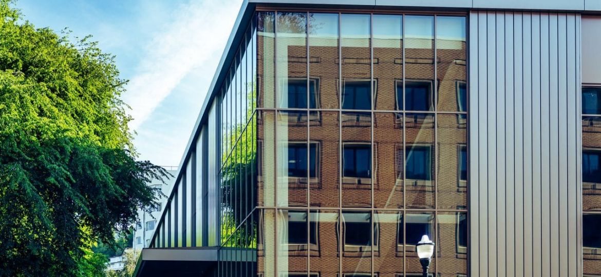 Fail-Safe PM Rules for High-Spec Biotech Labs